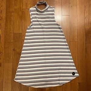 NWT Tilly’s Dress size small